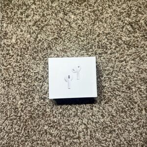 Apple White Wireless Earbuds with Charging Case